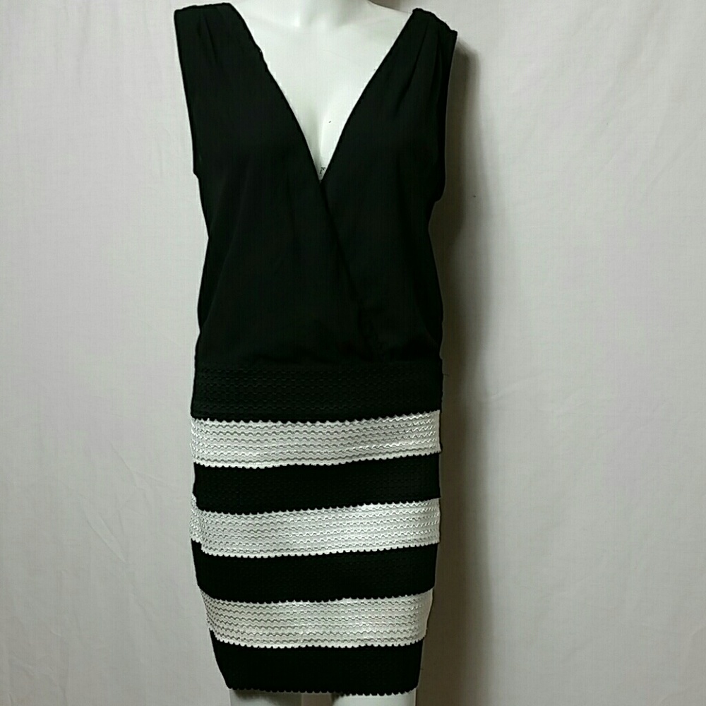 Heart n fire women new Size 6 Dress